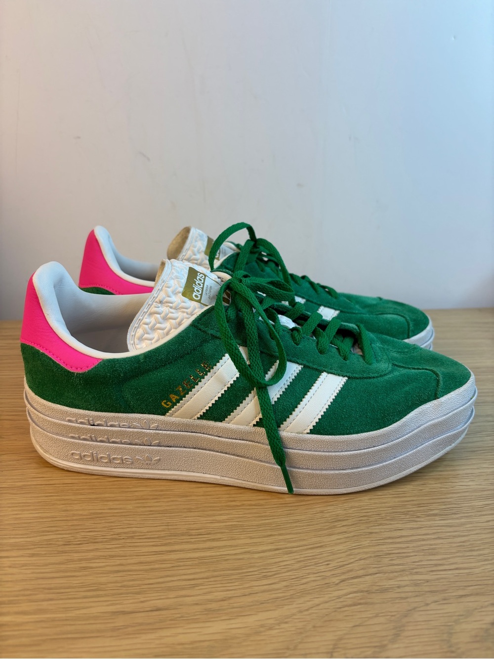 Adidas Gazelle Platform Green Suede Pink Leather Women’s 8.5 Sneakers LIKE NEW!!
